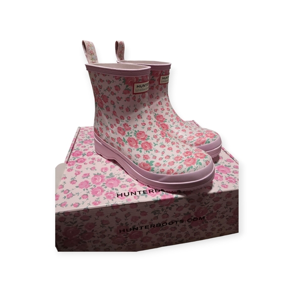 Hunter X Loveshackfancy Play Pink Floral Ankle Boot 5 - Picture 2 of 8